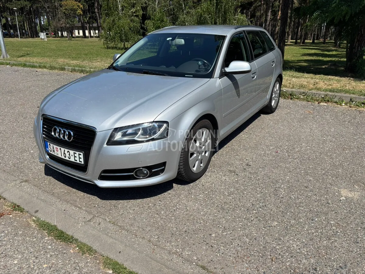 Audi A3 2011 photo 3