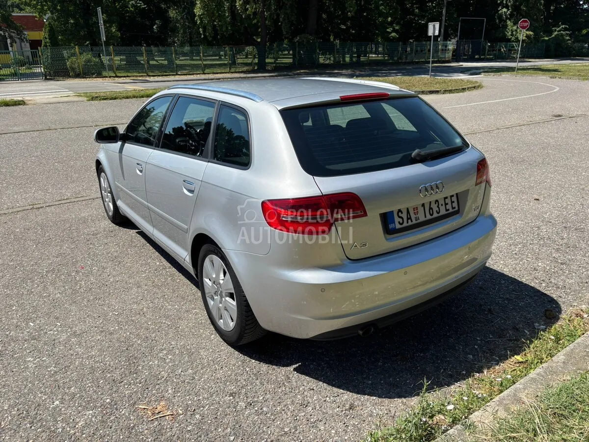 Audi A3 2011 photo 5