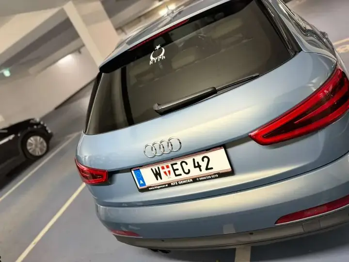 Audi Q3 2012 photo 3