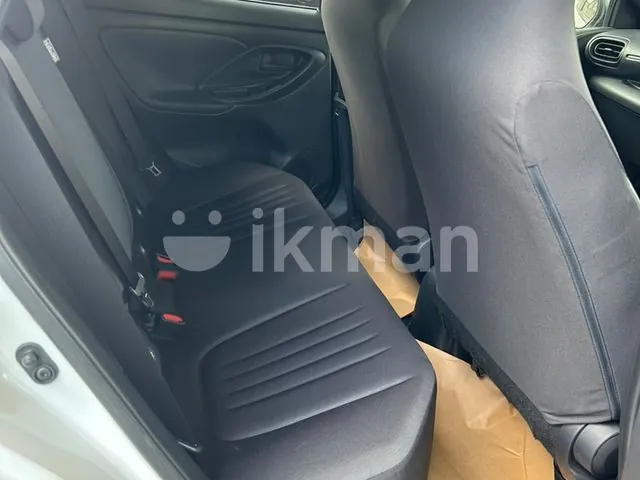 Toyota Yaris 2024 photo 5
