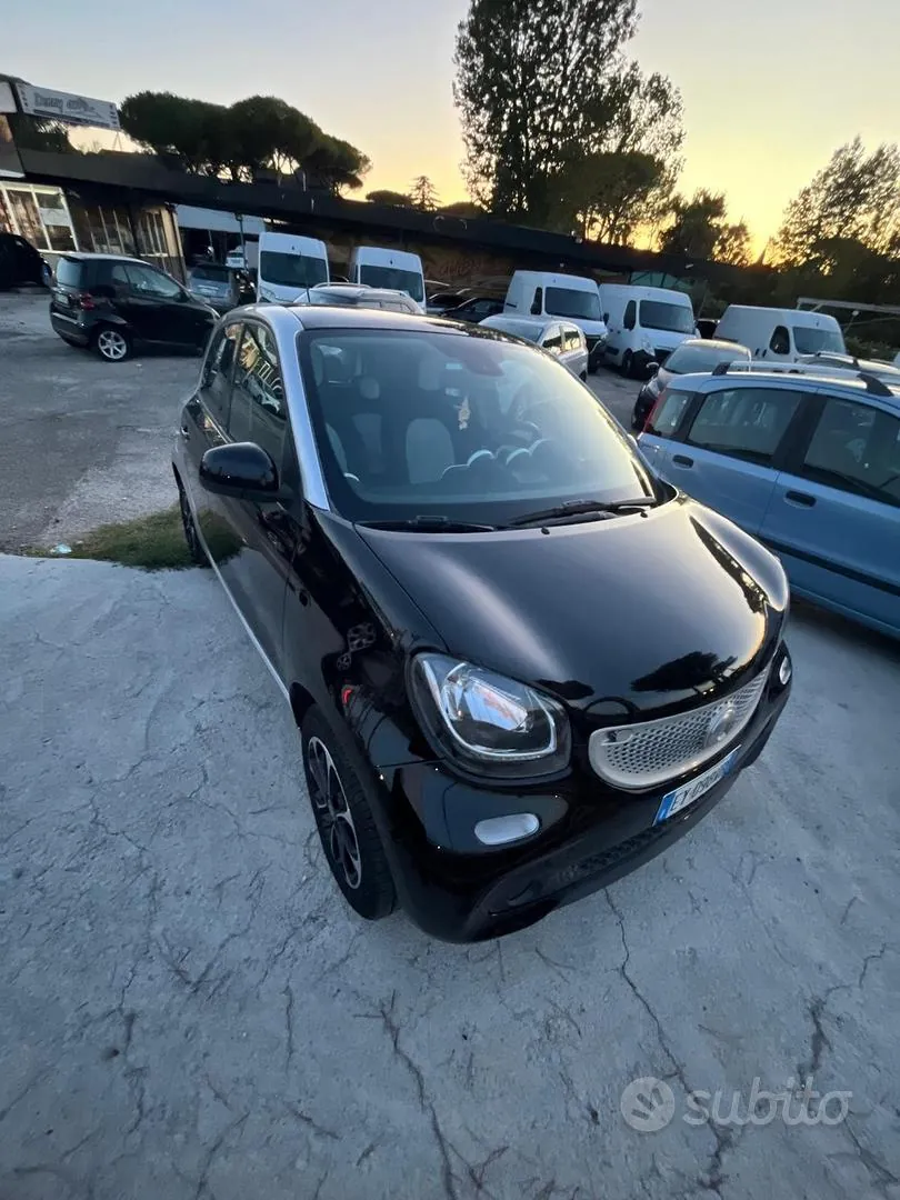Smart Forfour 2015 photo 2