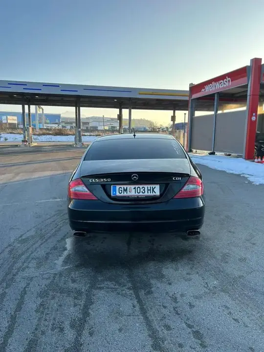 Mercedes-Benz Cls 2010 photo 2