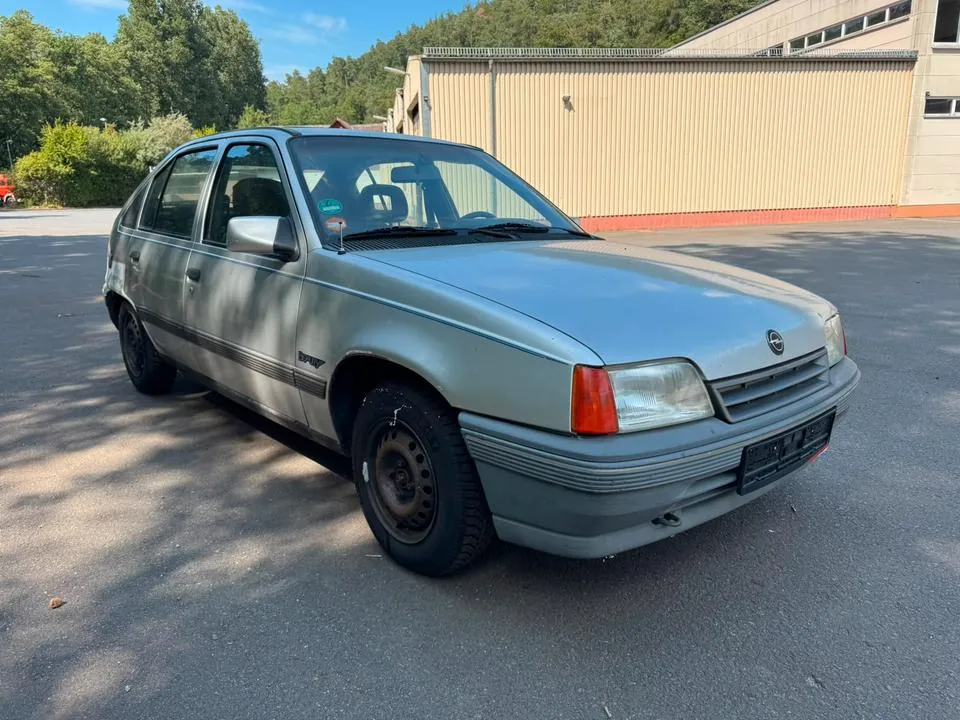 Opel Kadett E