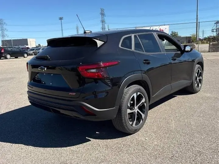 Chevrolet Trax 2024 photo 3