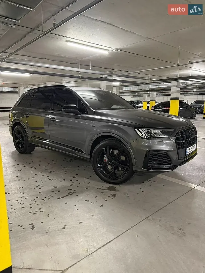 Audi Q7 2020 photo 5
