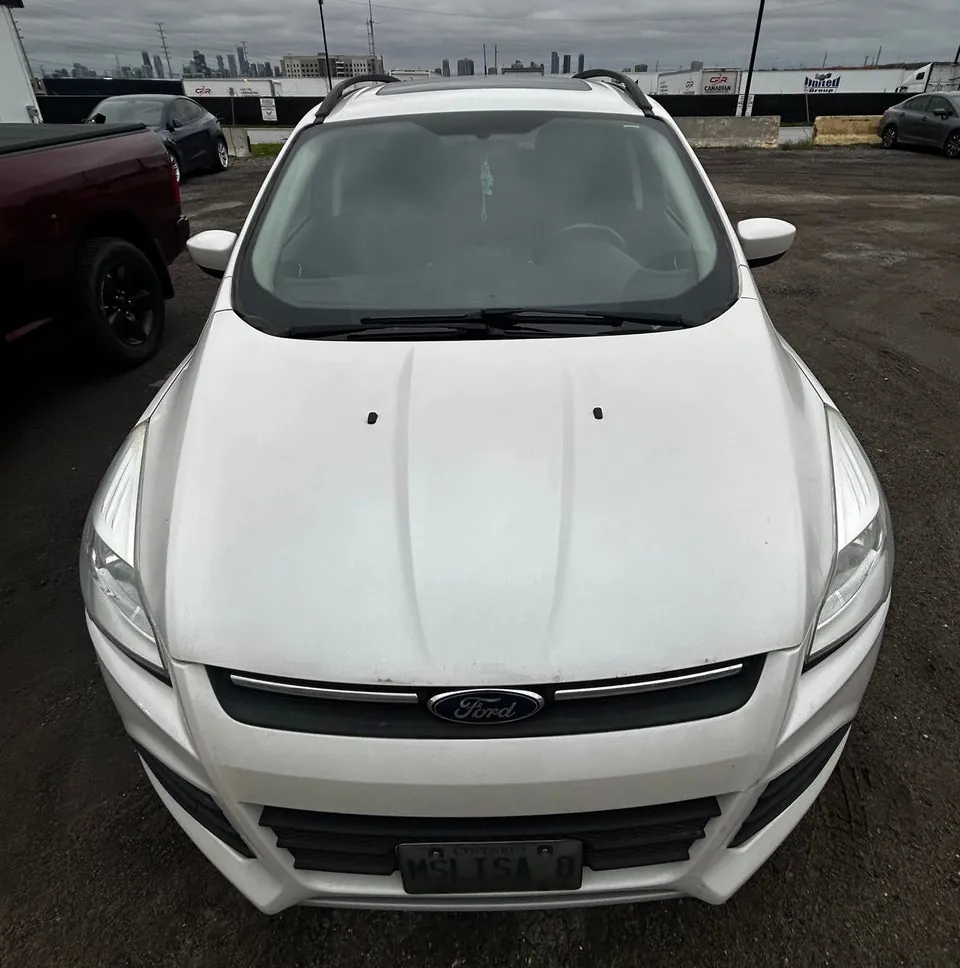 Ford Escape 2015 photo 2