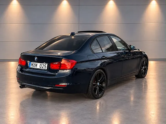 BMW 320D 2013 photo 2