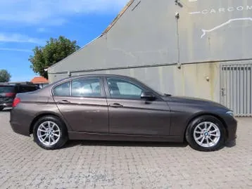 BMW 3 Series 2015 photo 2