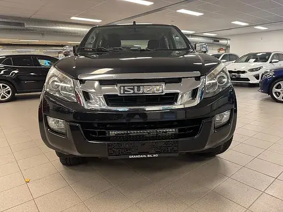 Isuzu D-Max 2012 photo 2