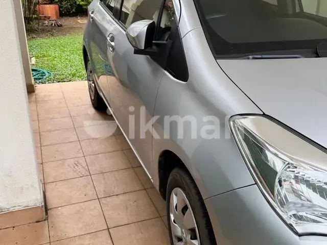 Toyota Vitz 2017 photo 3