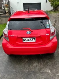 Toyota Aqua 2014 photo 3