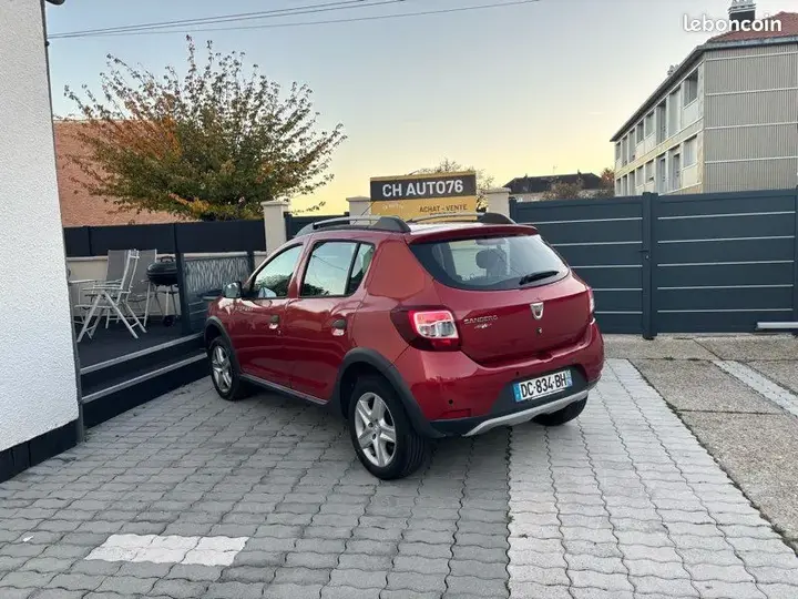 Dacia Sandero 2014 photo 2