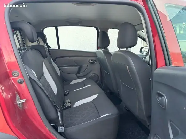 Dacia Sandero 2014 photo 4