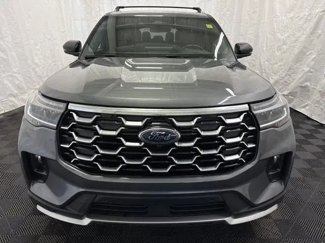 Ford Explorer 2025 photo 5