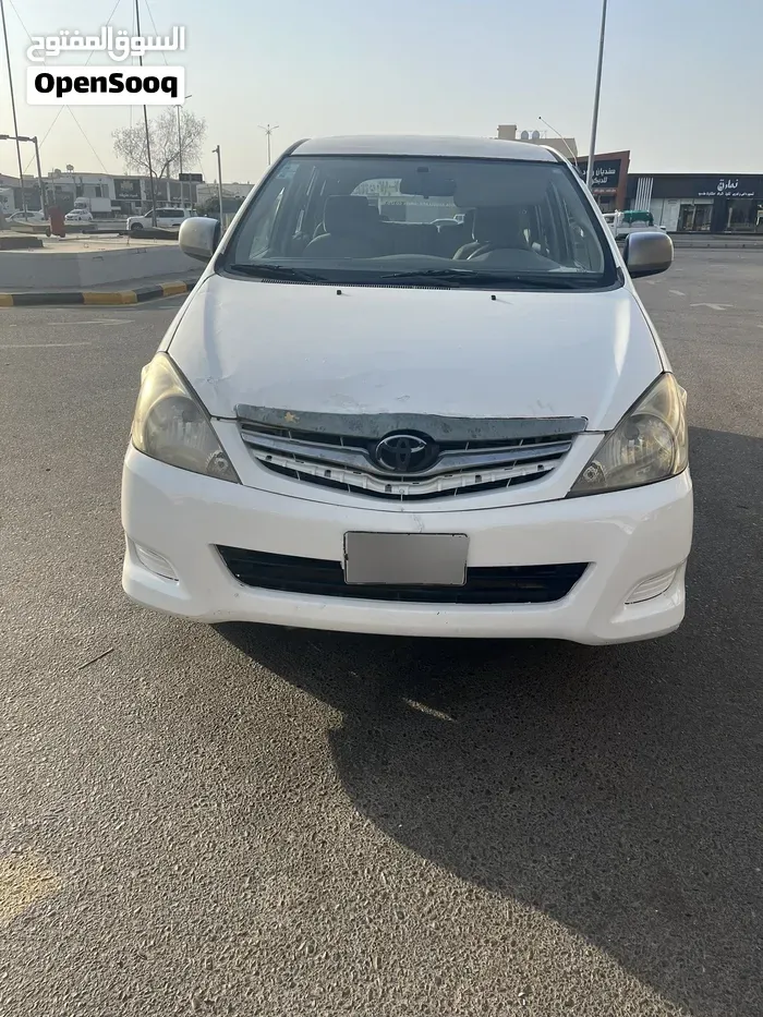 Toyota Innova 2009 photo 2