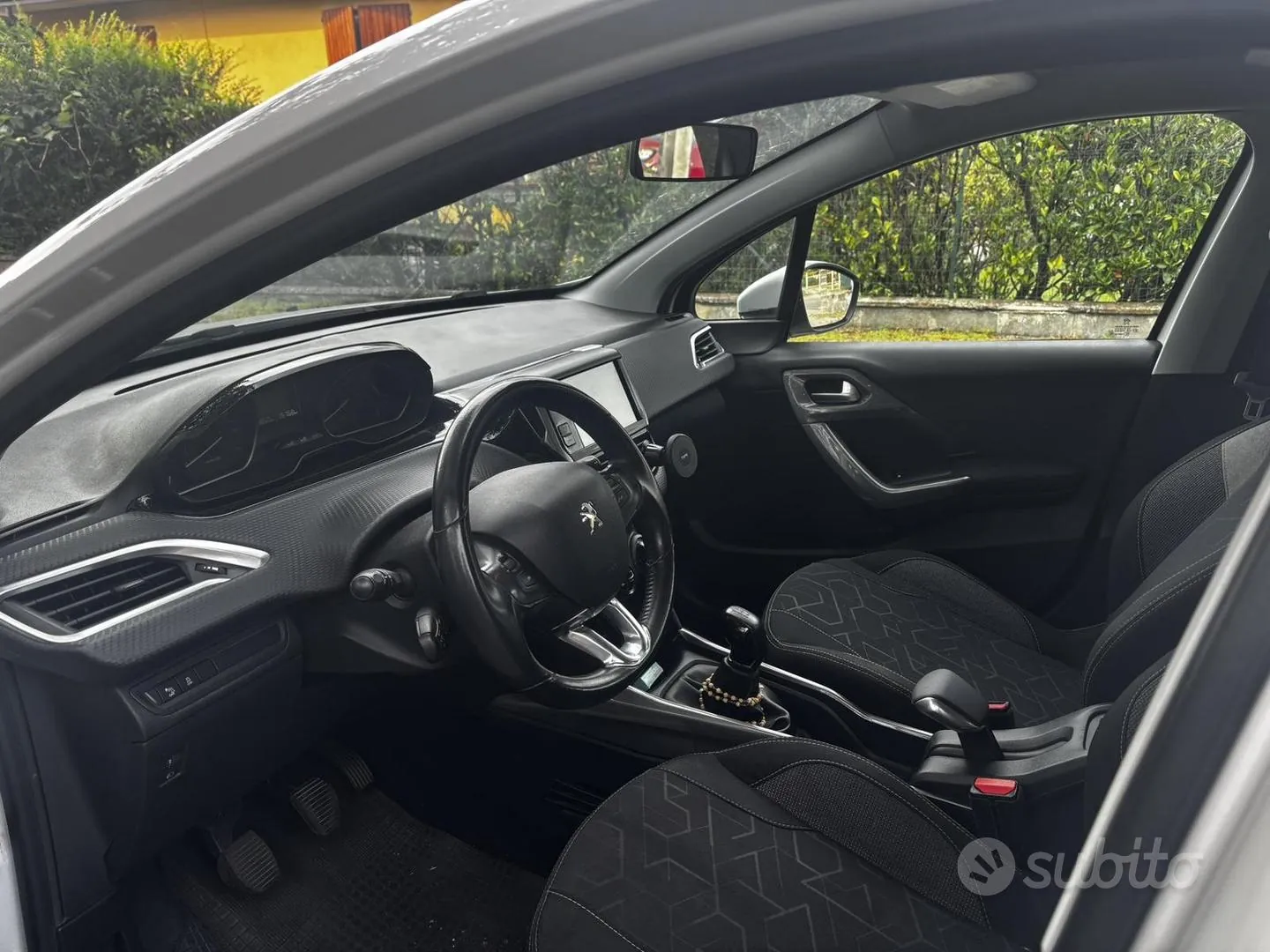 Peugeot 2008 2017 photo 4