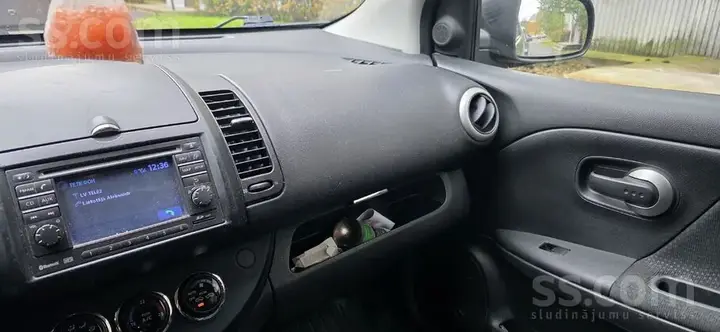 Nissan Note 2009 photo 3