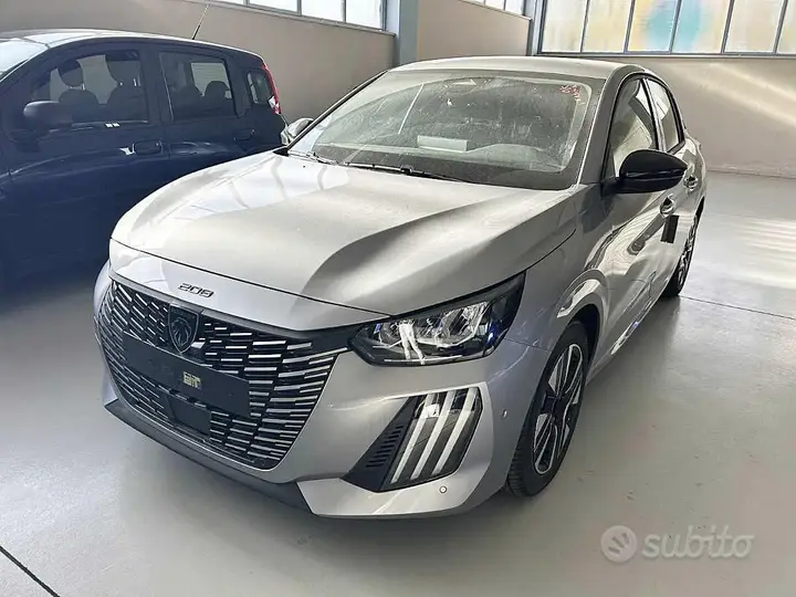 Peugeot 208 2026 photo 3