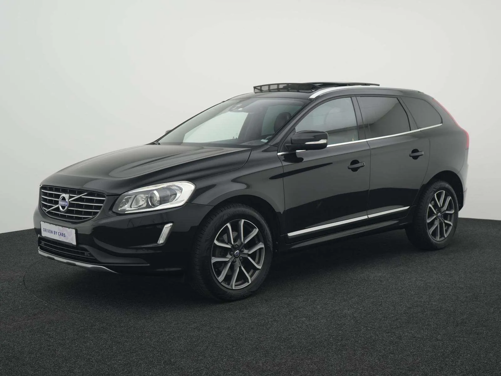 Volvo Xc60 2016 photo 2