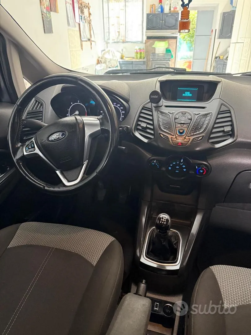 Ford Ecosport 2015 photo 3