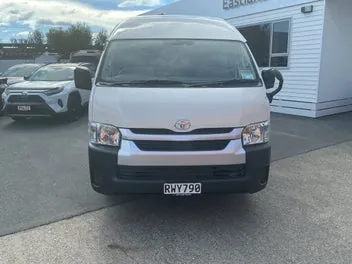 Toyota Hiace 2025 photo 3
