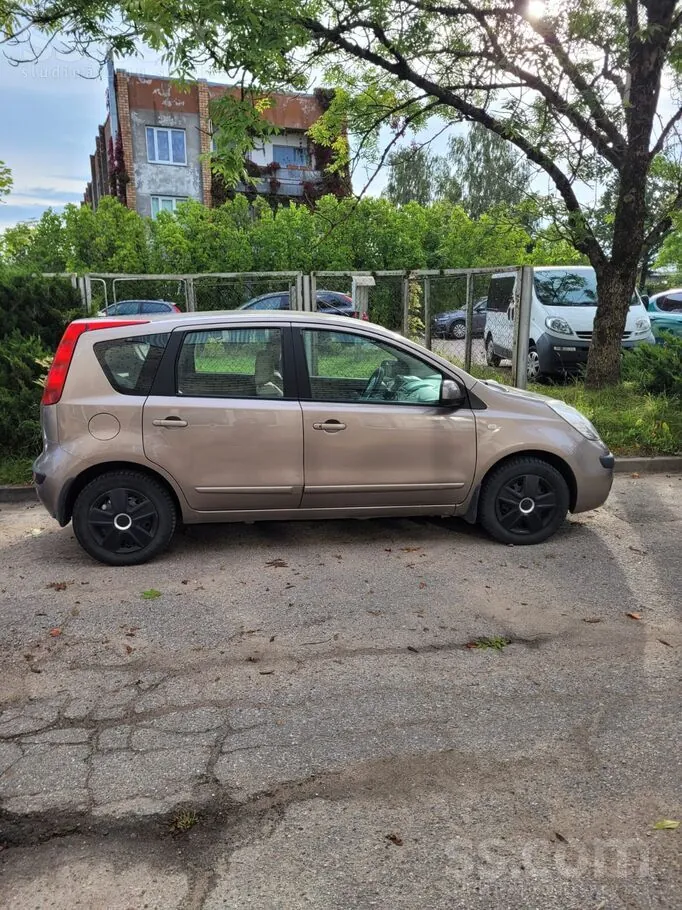 Nissan Note 2007 photo 3
