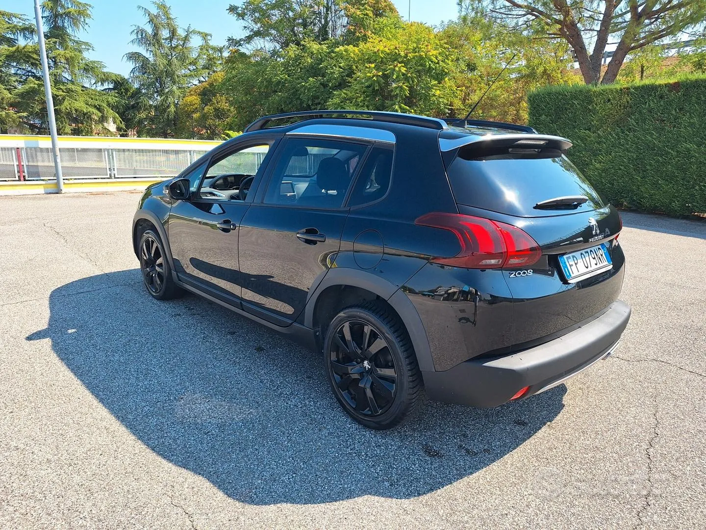 Peugeot 2008 2016 photo 4