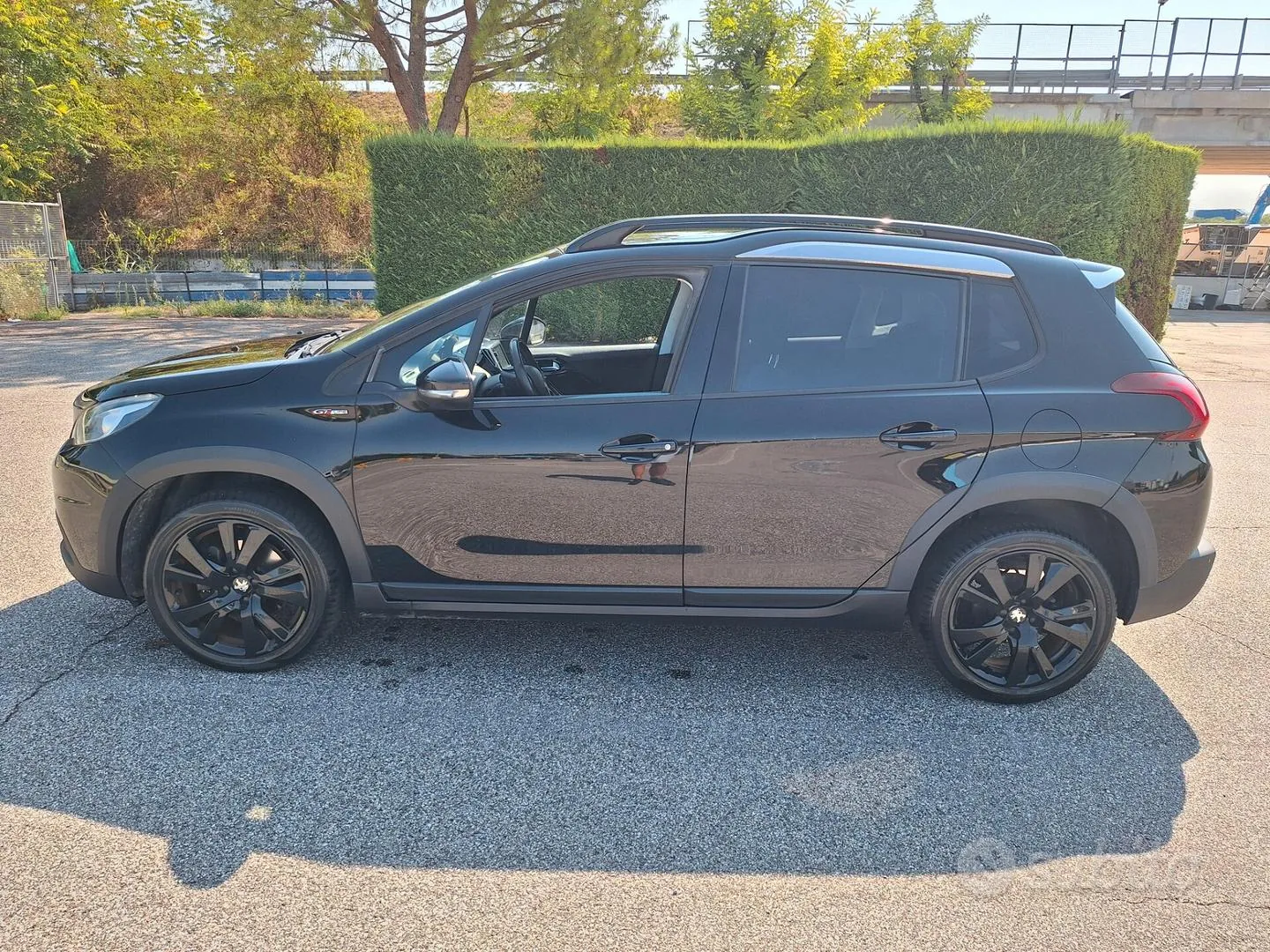 Peugeot 2008 2016 photo 5