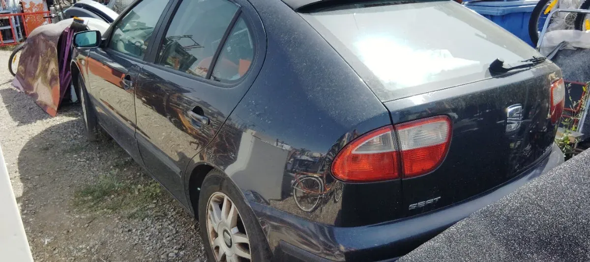 Seat Leon 2002 photo 2