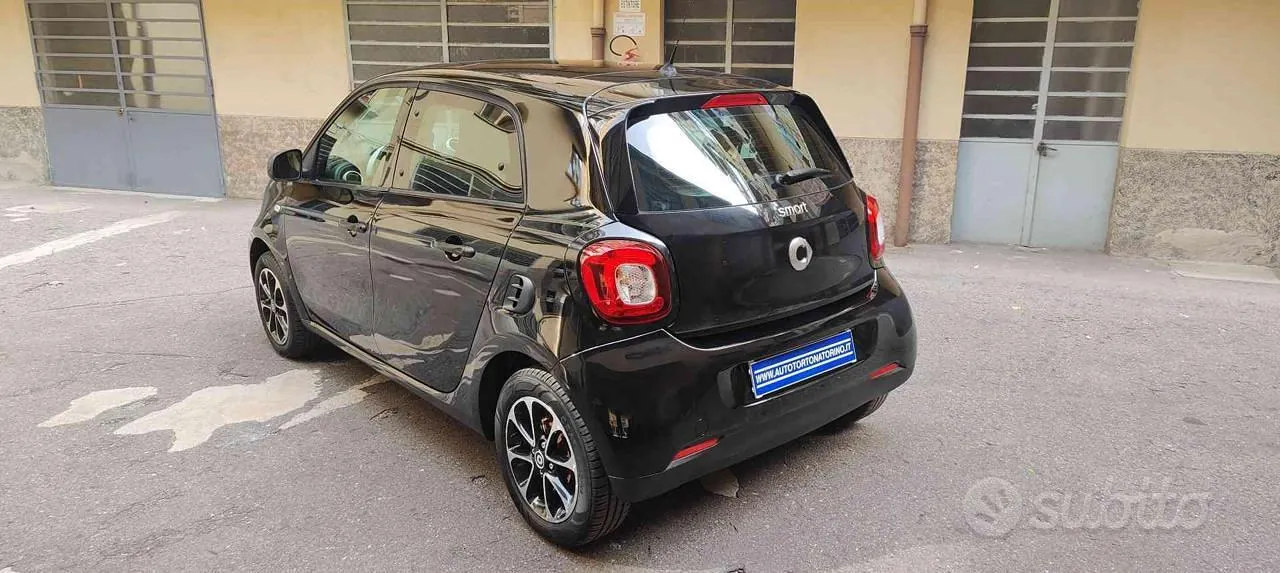 Smart Forfour 2015 photo 2