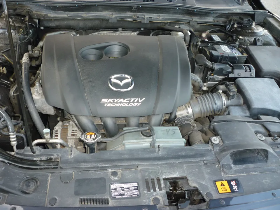 Mazda 3 2014 photo 4