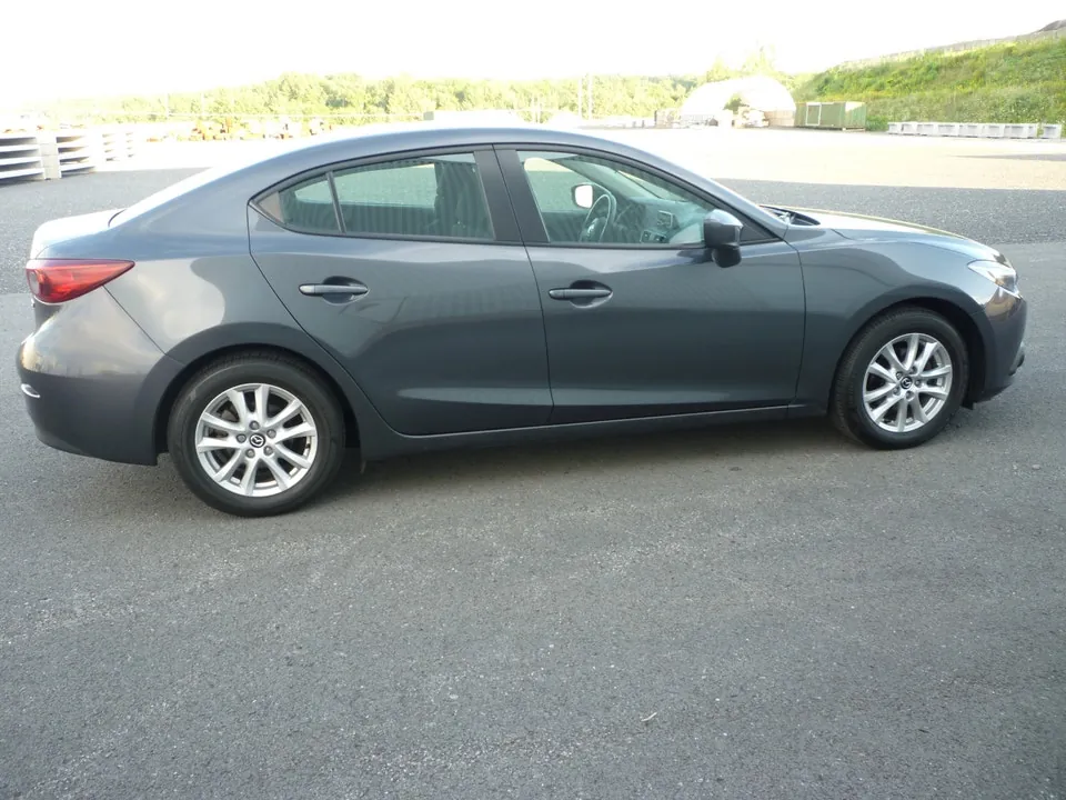 Mazda 3 2014 photo 2