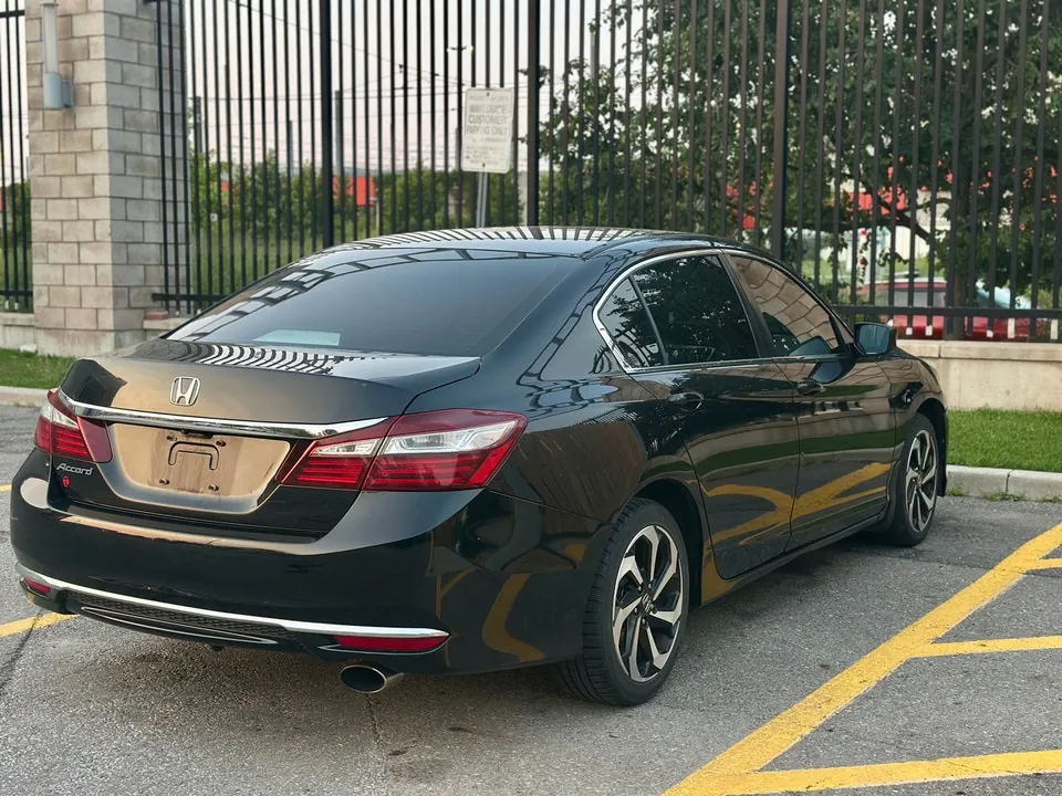 Honda Accord 2017 photo 5