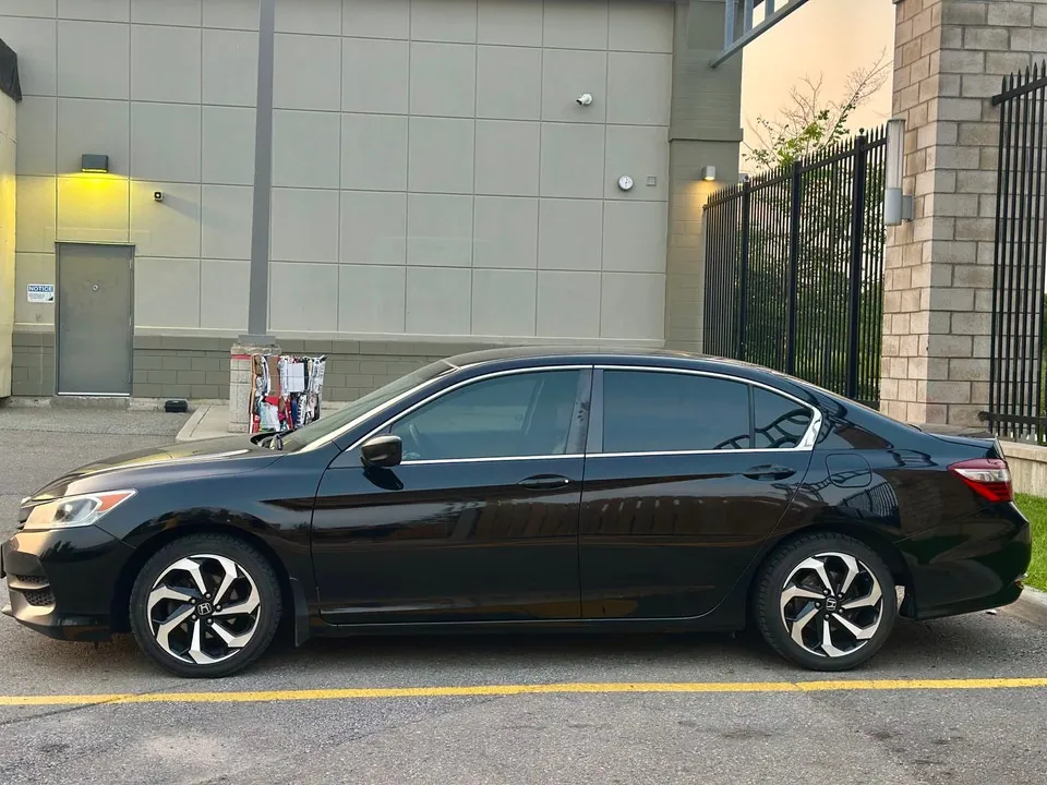 Honda Accord 2017 photo 4