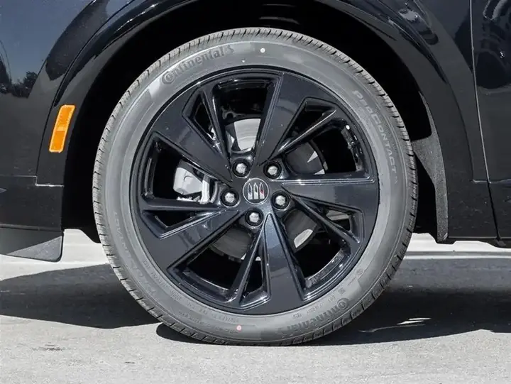 Buick Envision 2026 photo 4