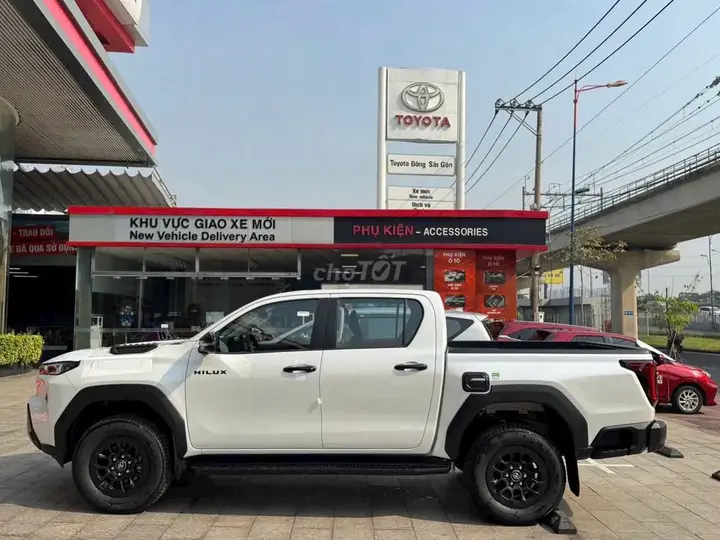 Toyota Hilux 2026 photo 5