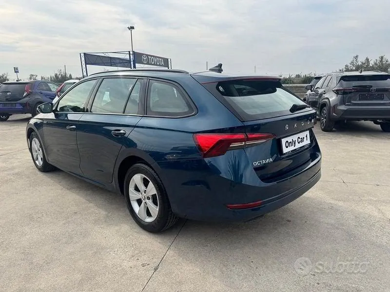 Skoda Octavia 2023 photo 3