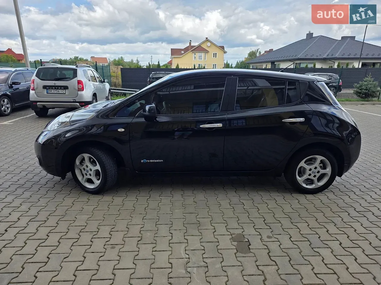 Nissan Leaf 2012 photo 3