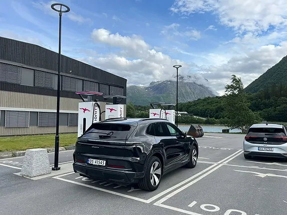 Porsche Cayenne 2026 photo 4
