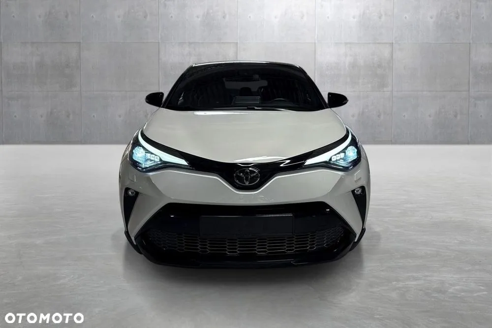 Toyota C-Hr 2022 photo 2
