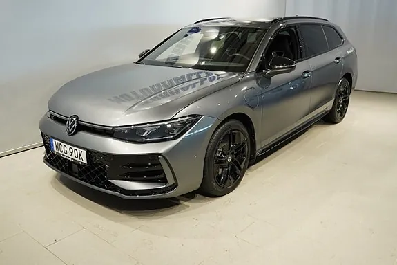 Volkswagen Passat 2026 photo 2