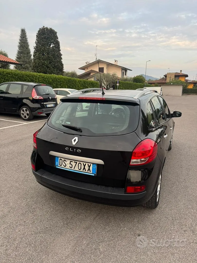 Renault Clio 2008 photo 4