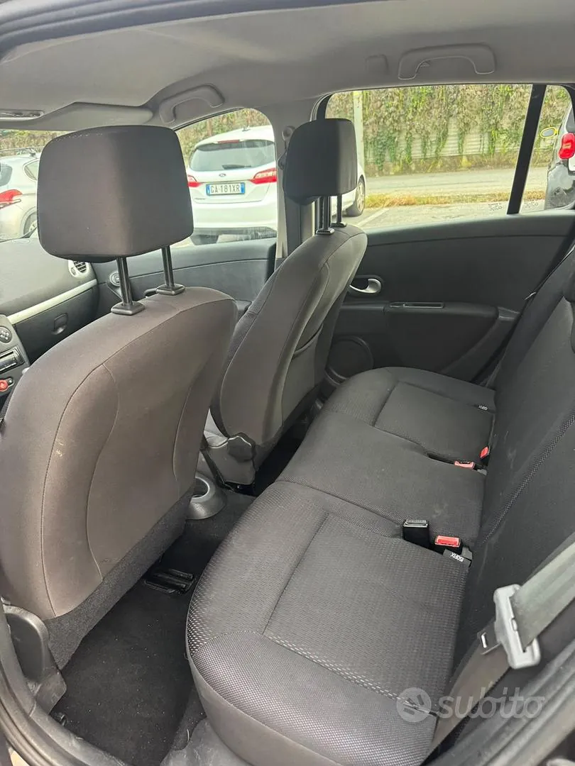 Renault Clio 2008 photo 5