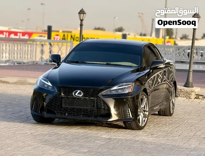 Lexus Is 2014 photo 2