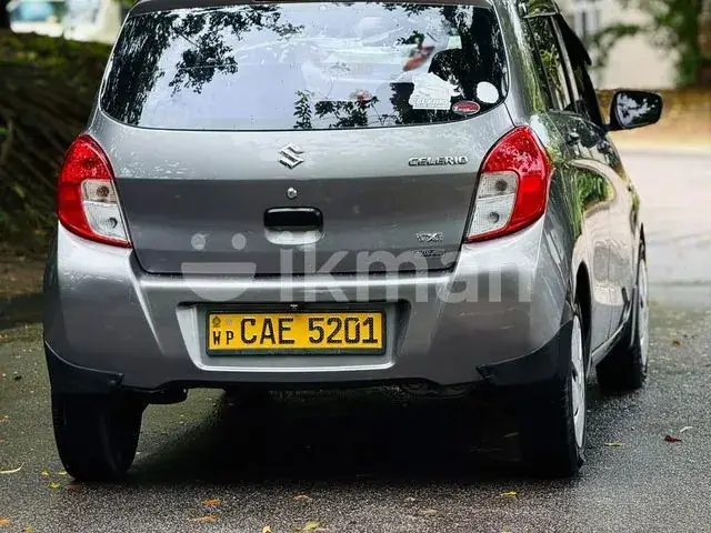 Suzuki Swift 2010 photo 3