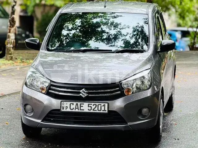 Suzuki Swift 2010 photo 2