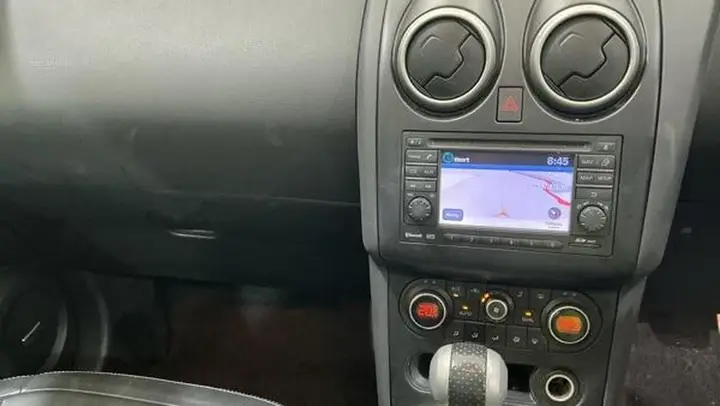 Nissan Qashqai 2011 photo 5