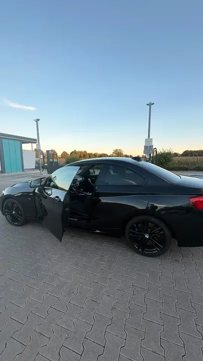 BMW 230I