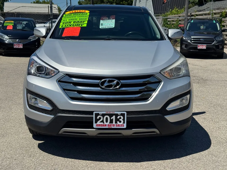 Hyundai Santa Fe 2013 photo 2