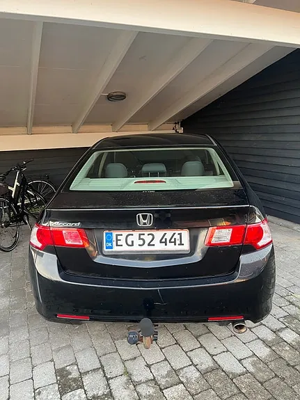 Honda Accord 2009 photo 2
